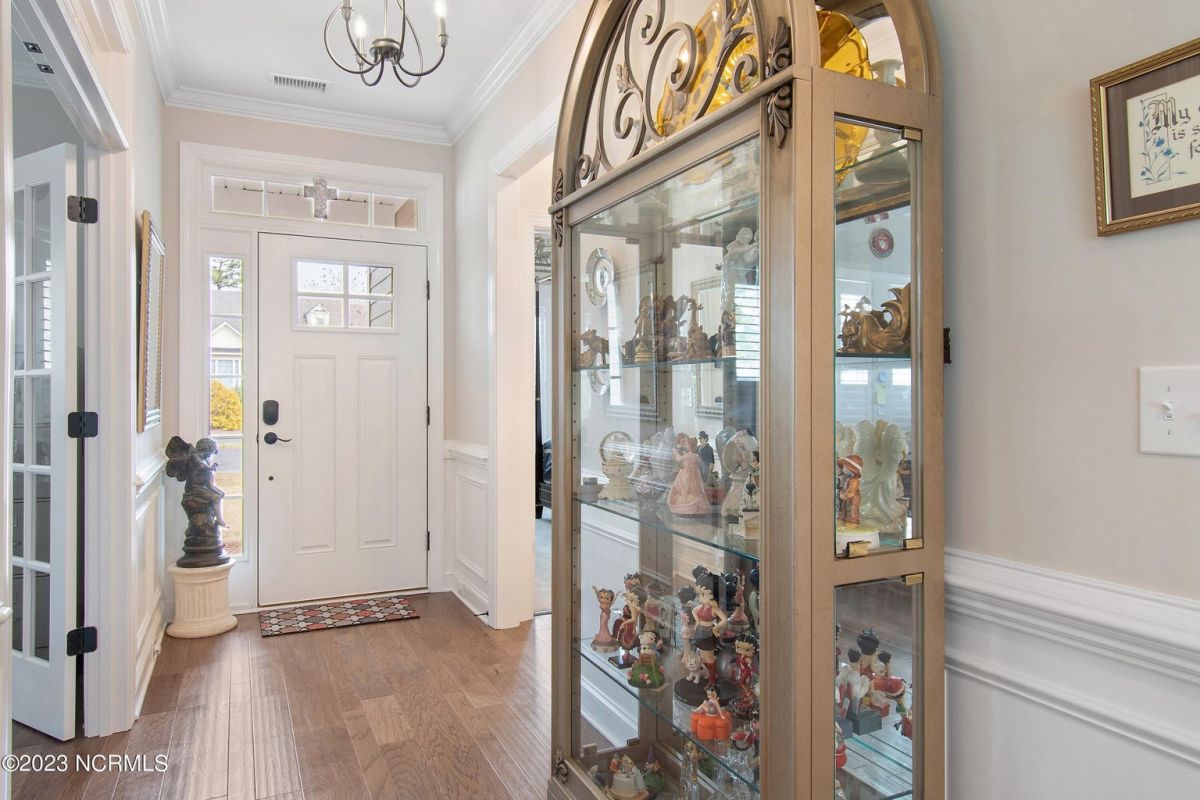 4155 Buckingham Court