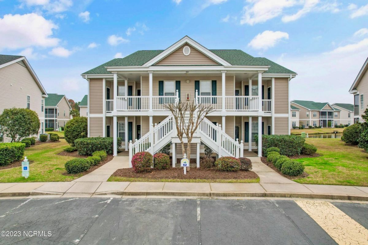 889 Great Egret Circle