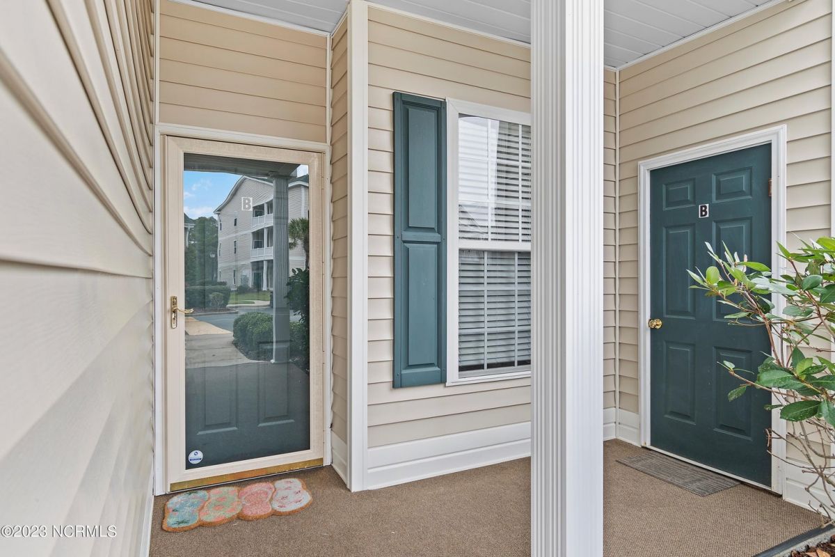 889 Great Egret Circle