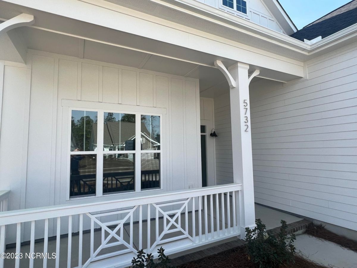 5732 Park West Circle