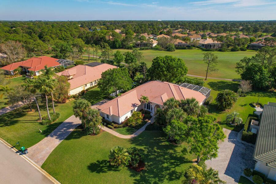 8035 Plantation Lakes Drive