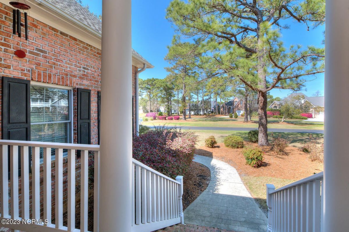 2869 Trailwood Drive