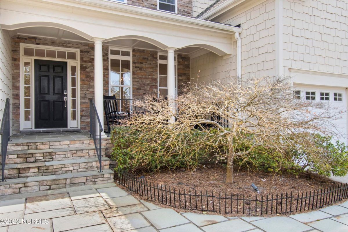 2726 Harbormaster Drive