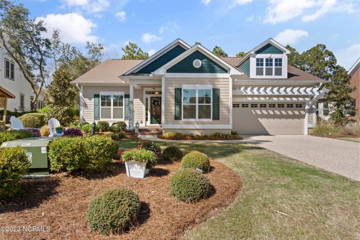 4144 Lark Bunting Court