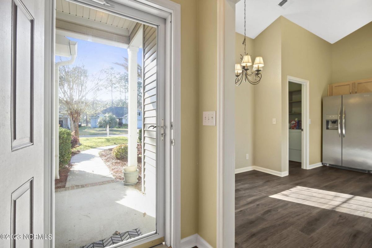 850 Sandpiper Club Drive