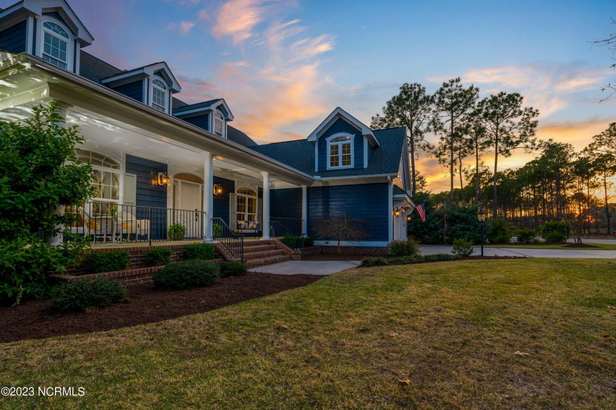 2688 Parkridge Drive