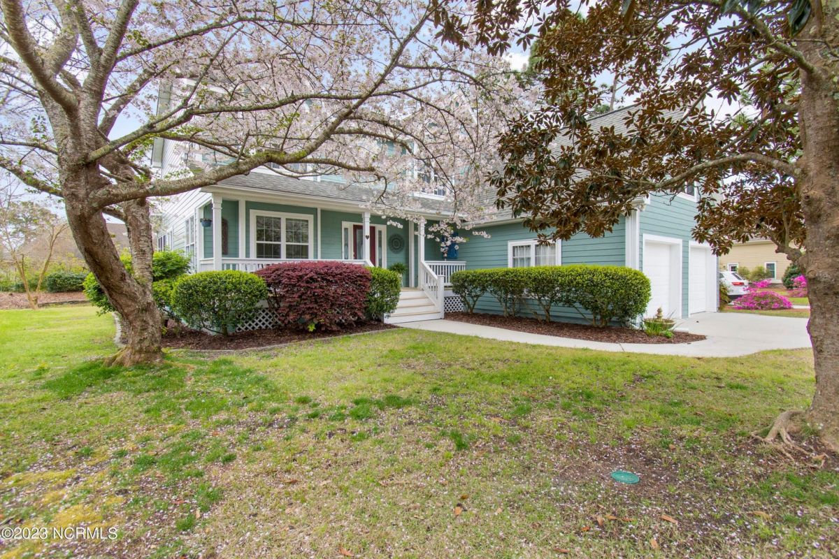 4100 Lark Bunting Court