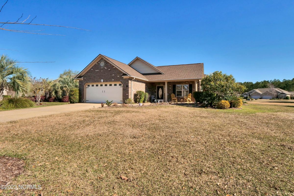 1112 Larchmont Court