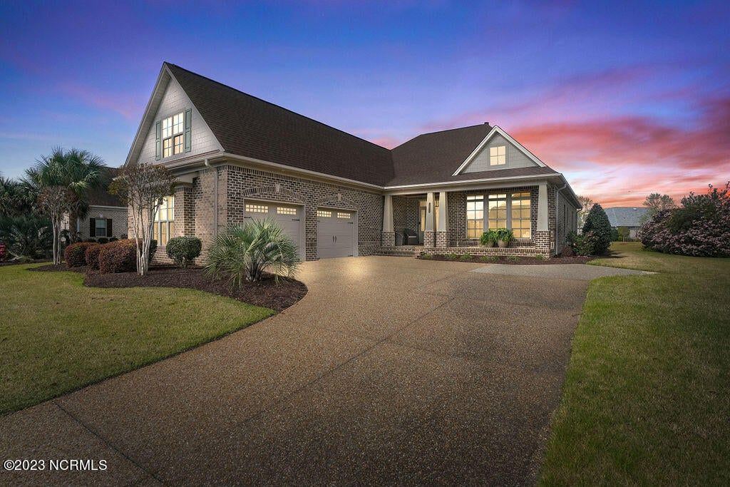 1006 Golden Sands Way