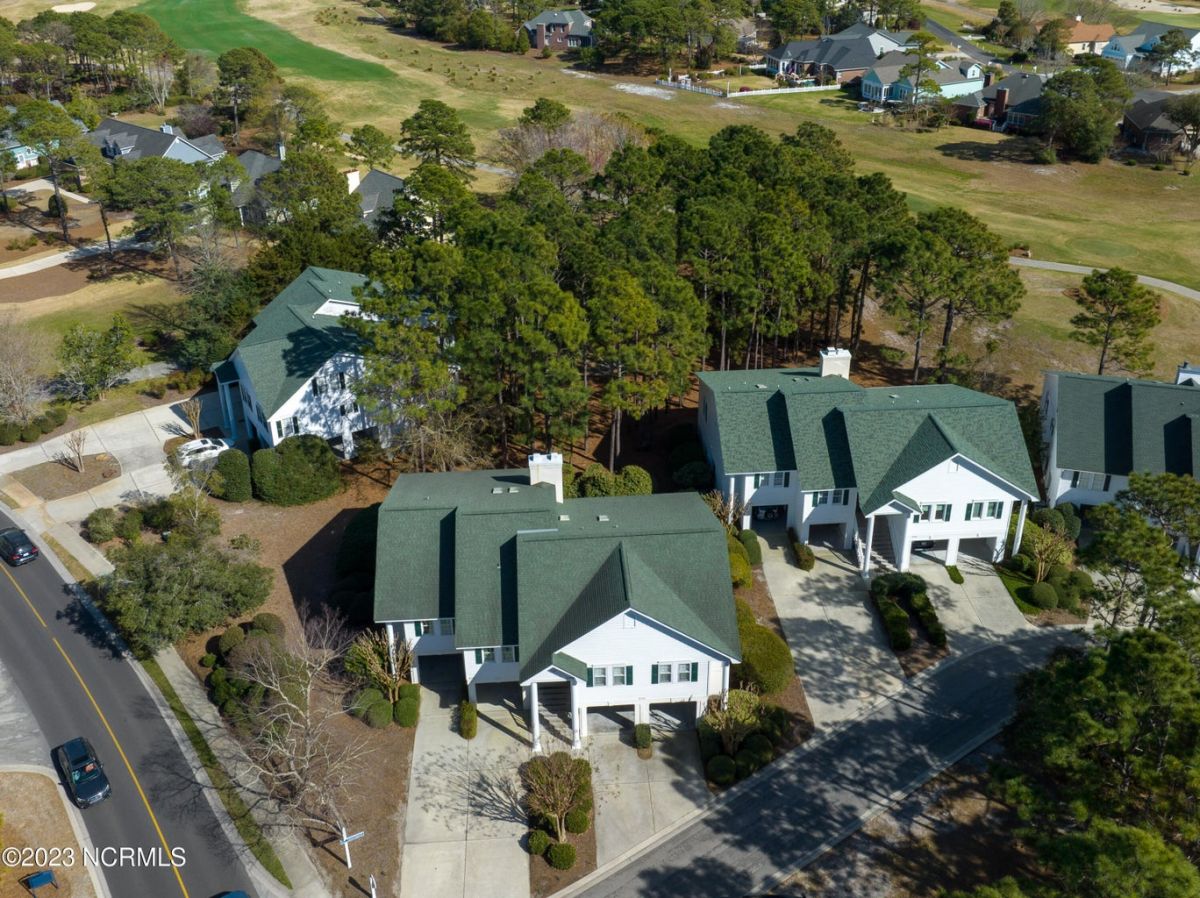 3171 Lakeside Commons Drive