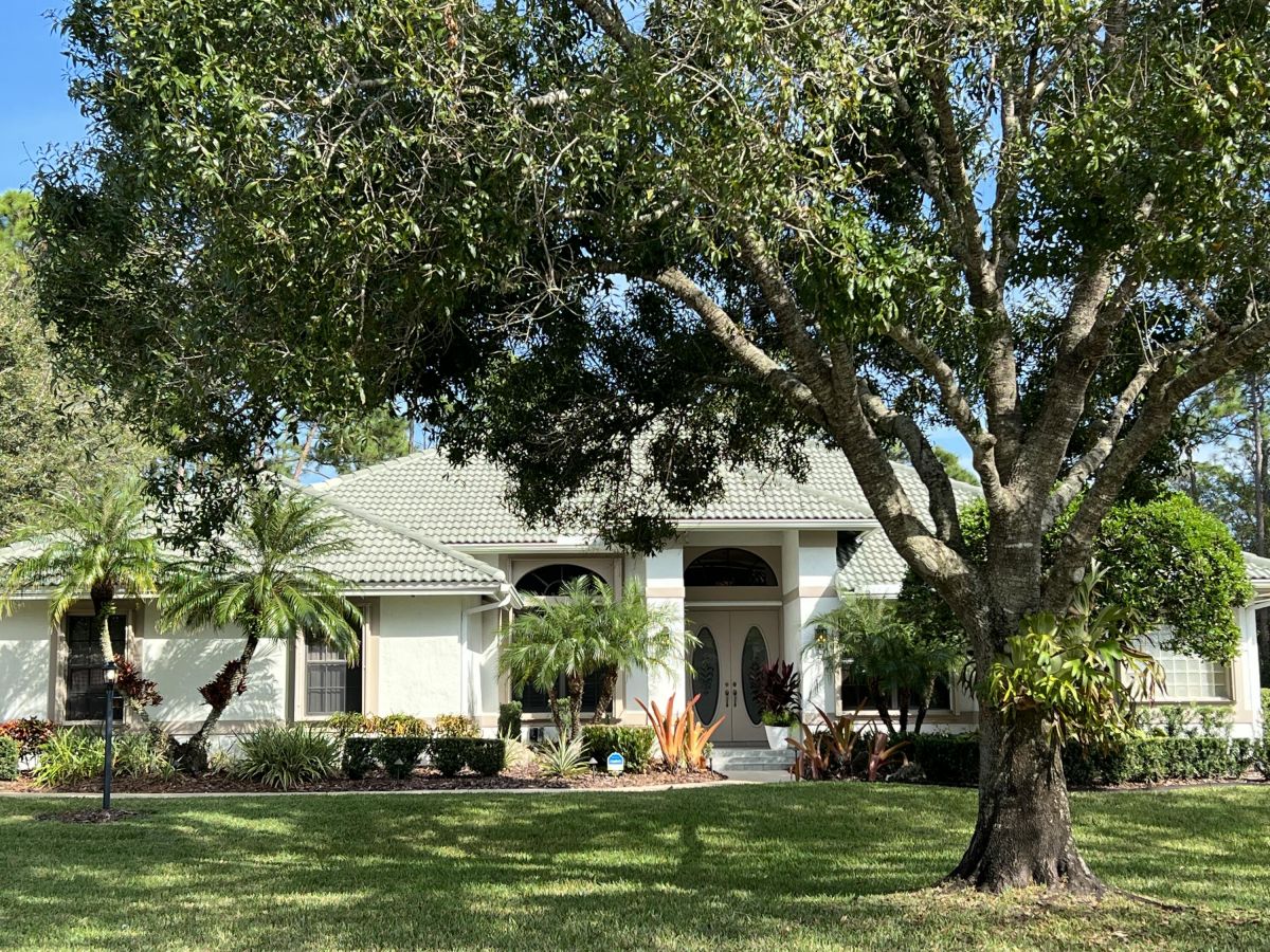 8055 Plantation Lakes Drive