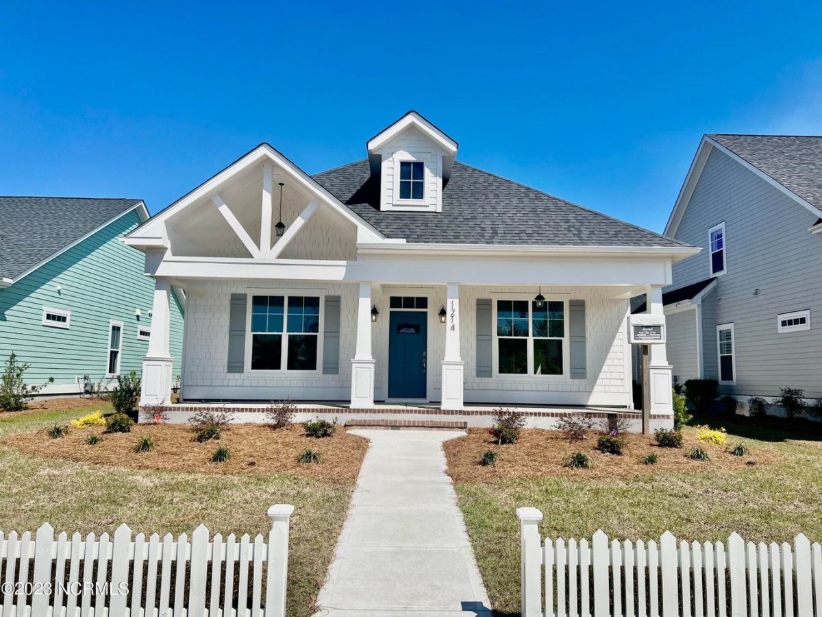 1214 Sleepy Oak Lane