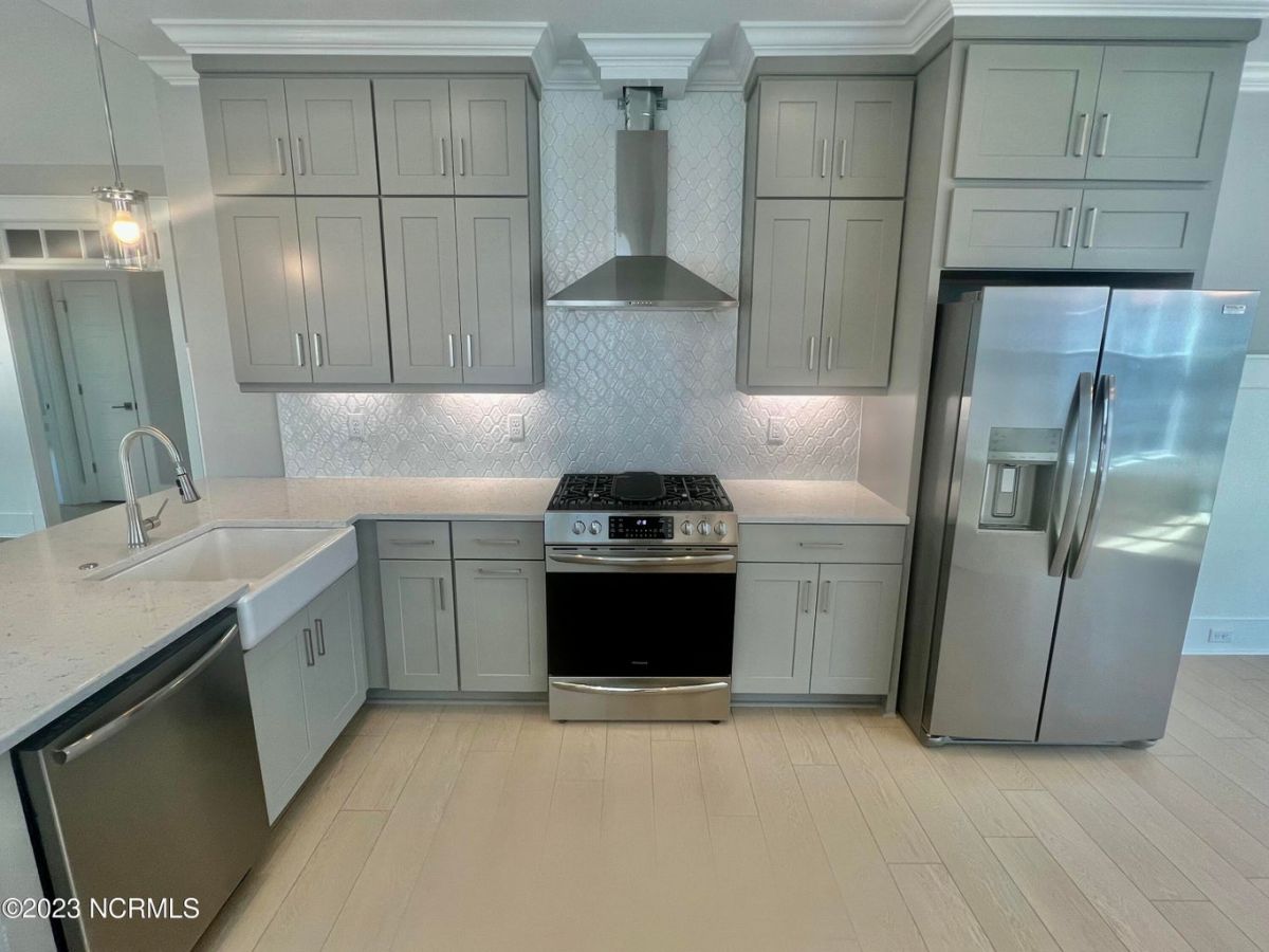 1214 Sleepy Oak Lane