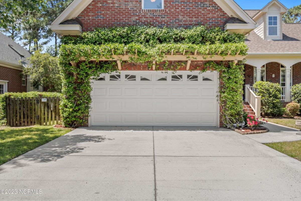 3605 Sanderling Drive