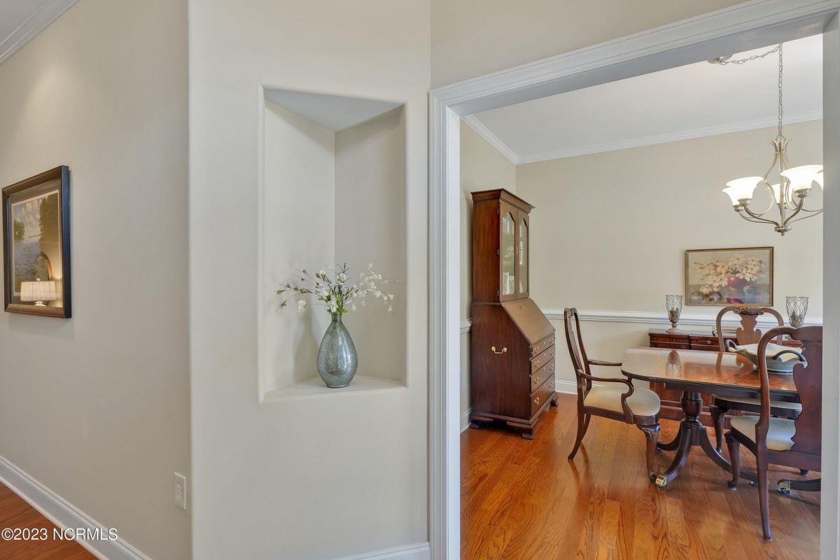 1106 Cresthill Court