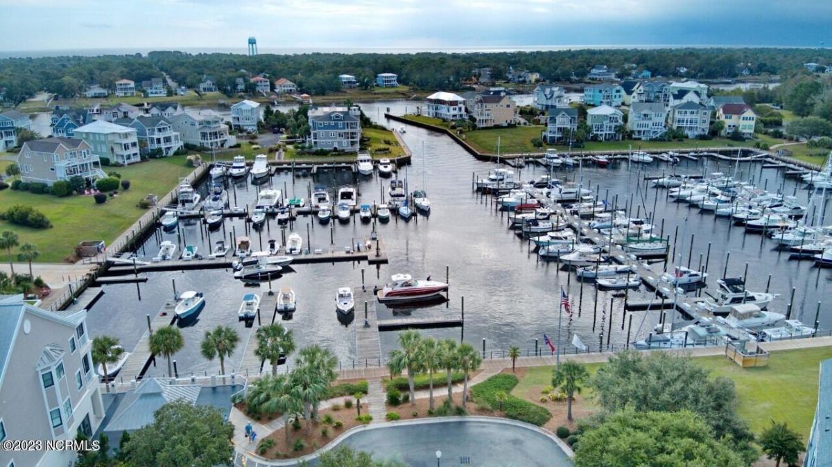 3911 Sand Hickory Lane