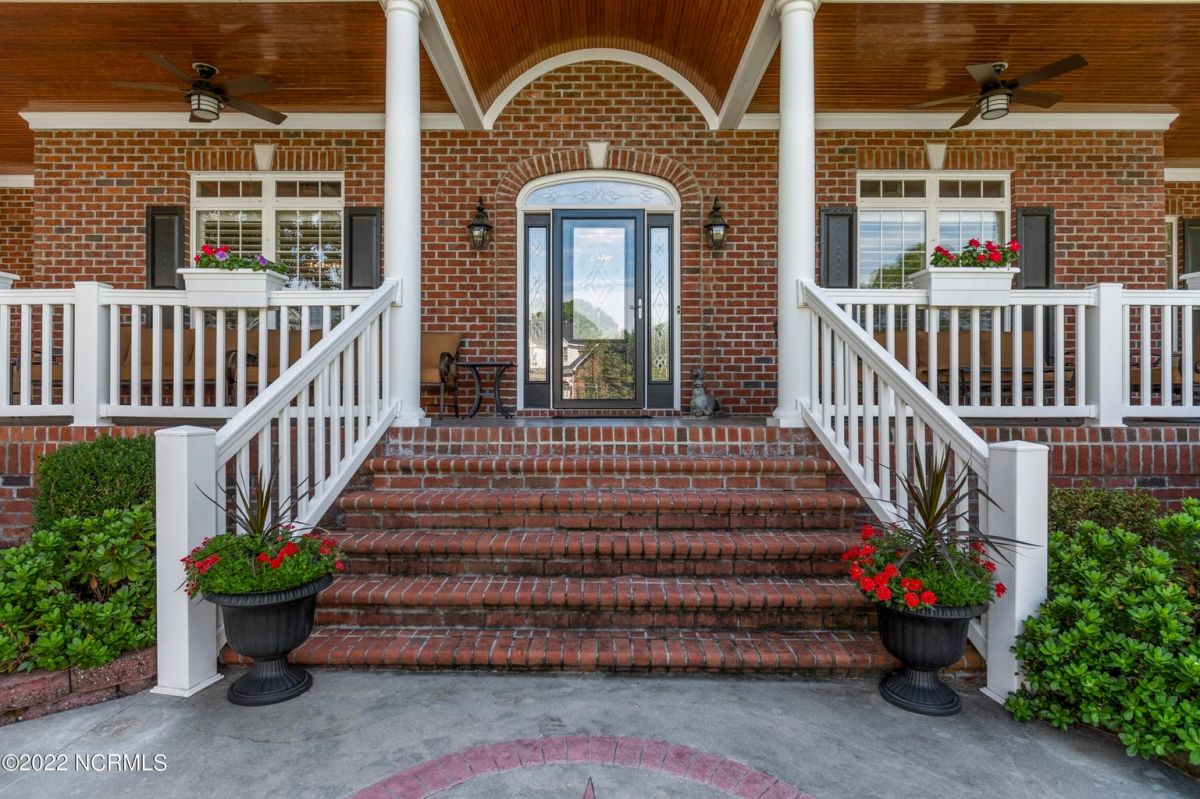 2769 Harbormaster Drive