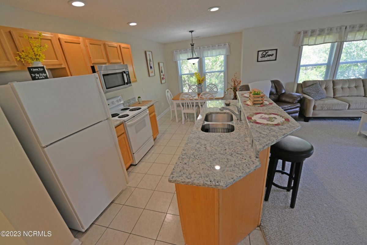 3350 Club Villas Drive