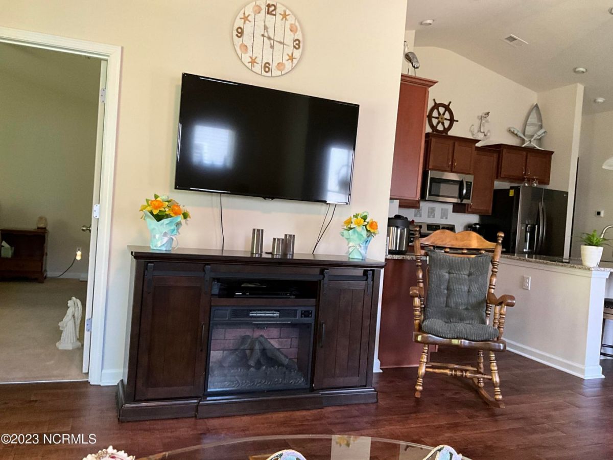 96 Calabash Lakes Boulevard