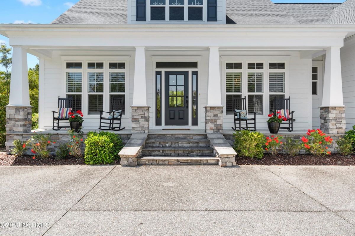 3659 Bridgewater Drive