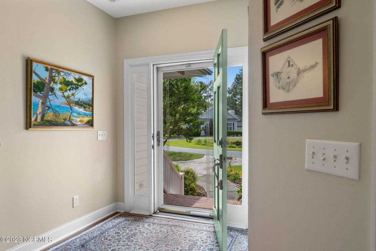 4155 Sheffield Place