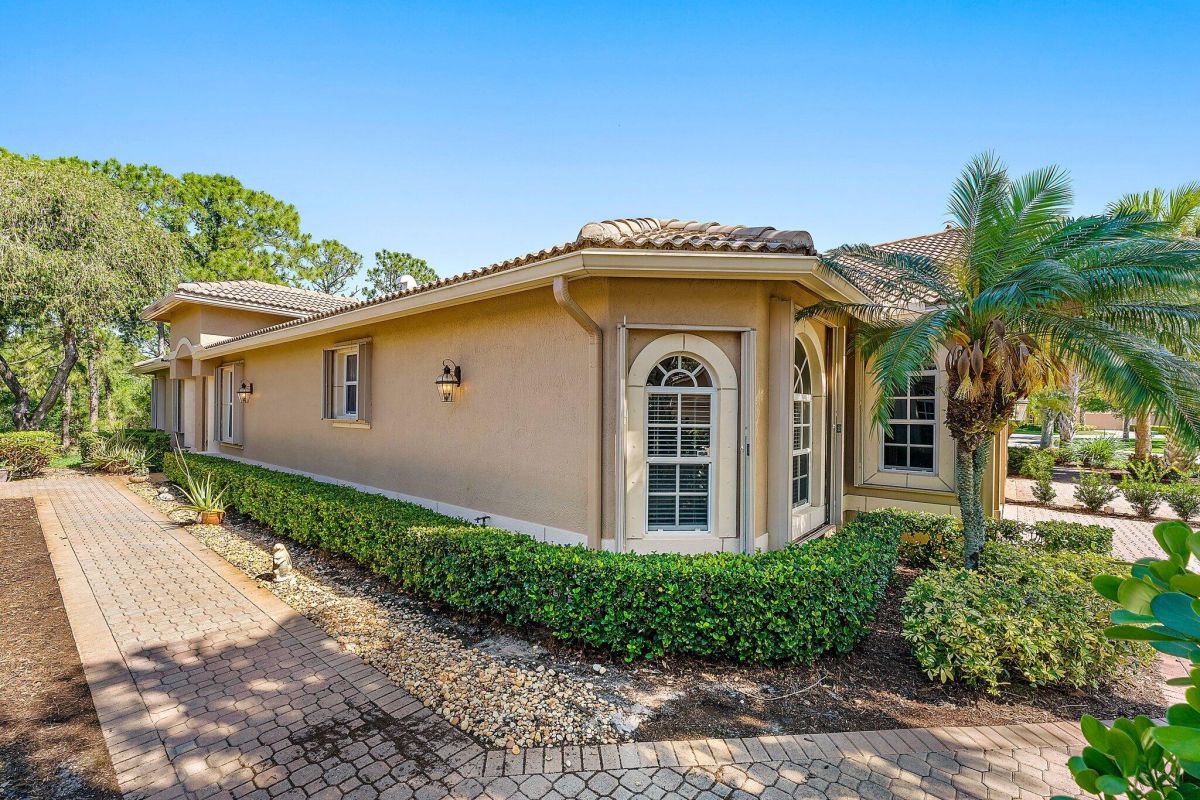 7035 Willow Pine Way