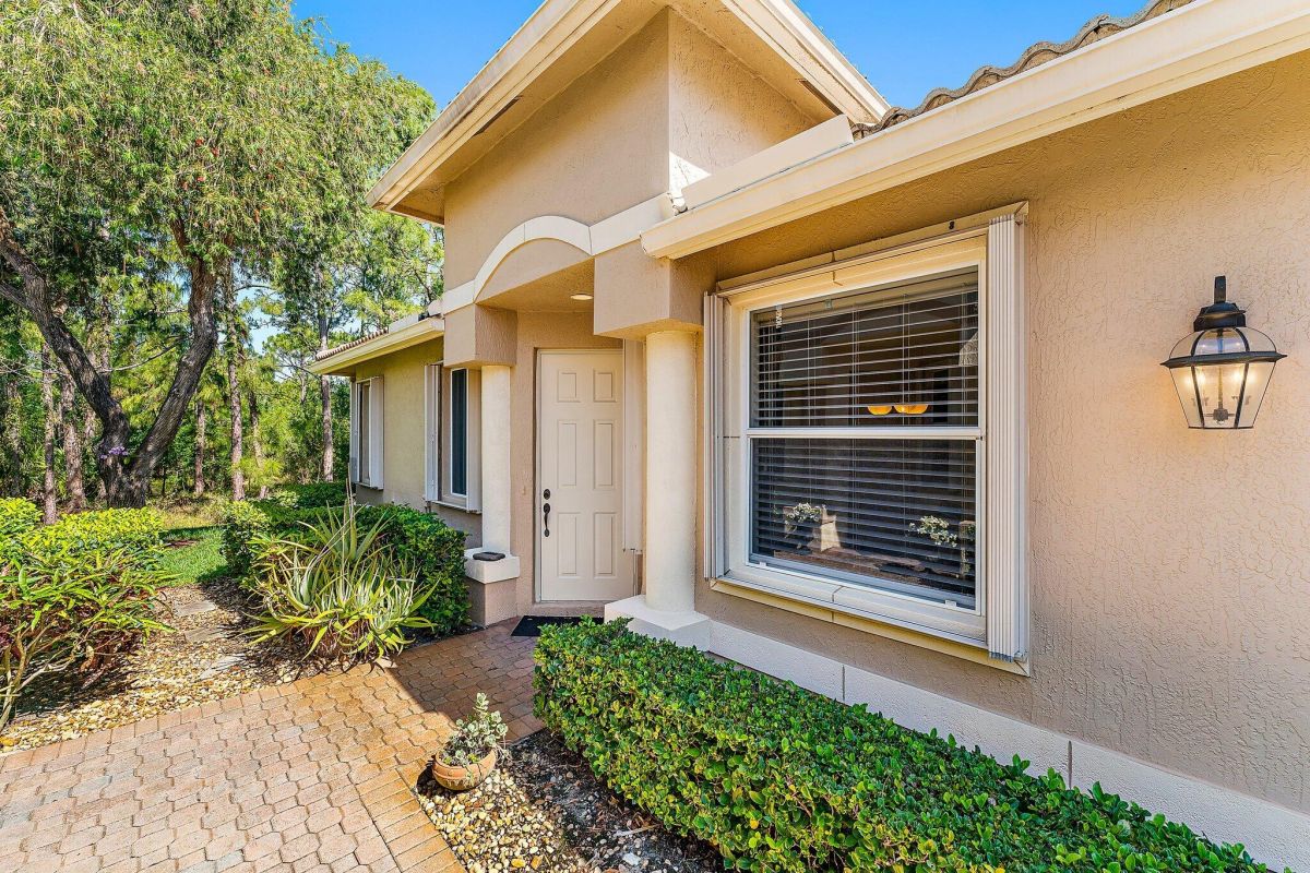 7035 Willow Pine Way