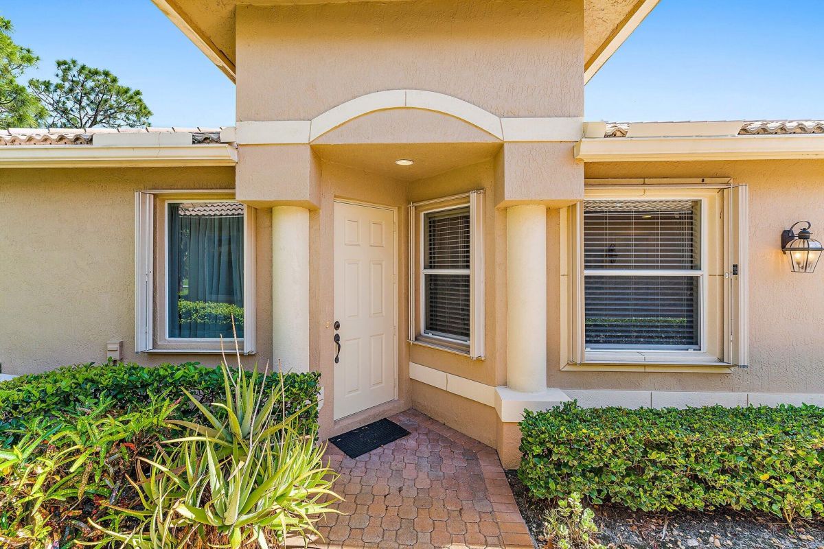 7035 Willow Pine Way