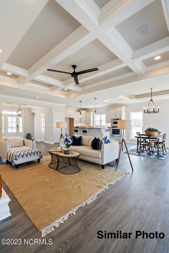 1228 Nightingale Court