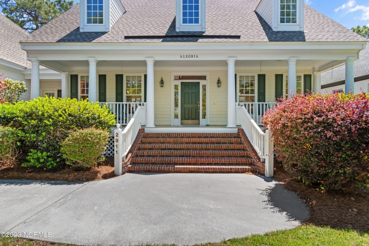 2911 Trailwood Drive