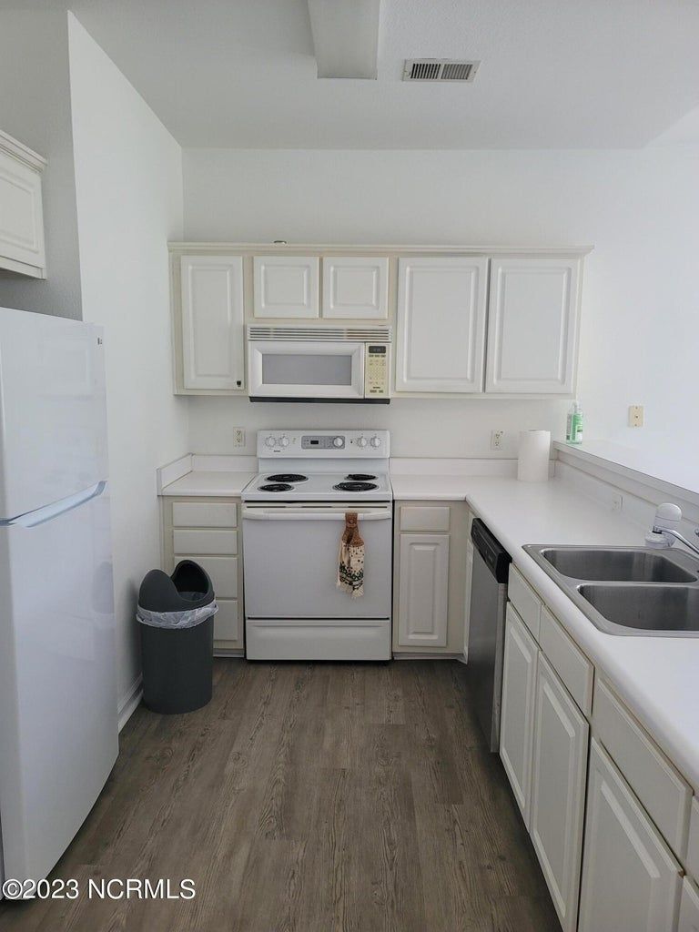 876 Great Egret Circle