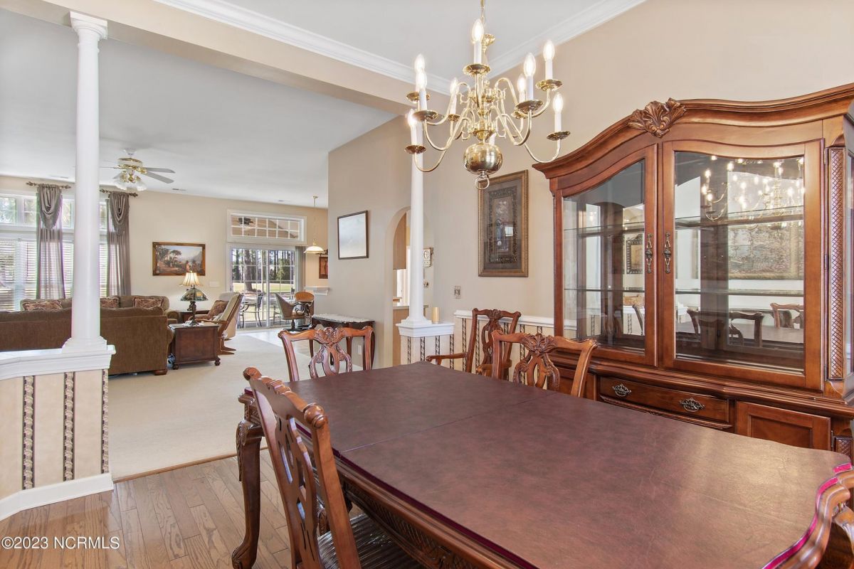 919 Sandpiper Bay Drive