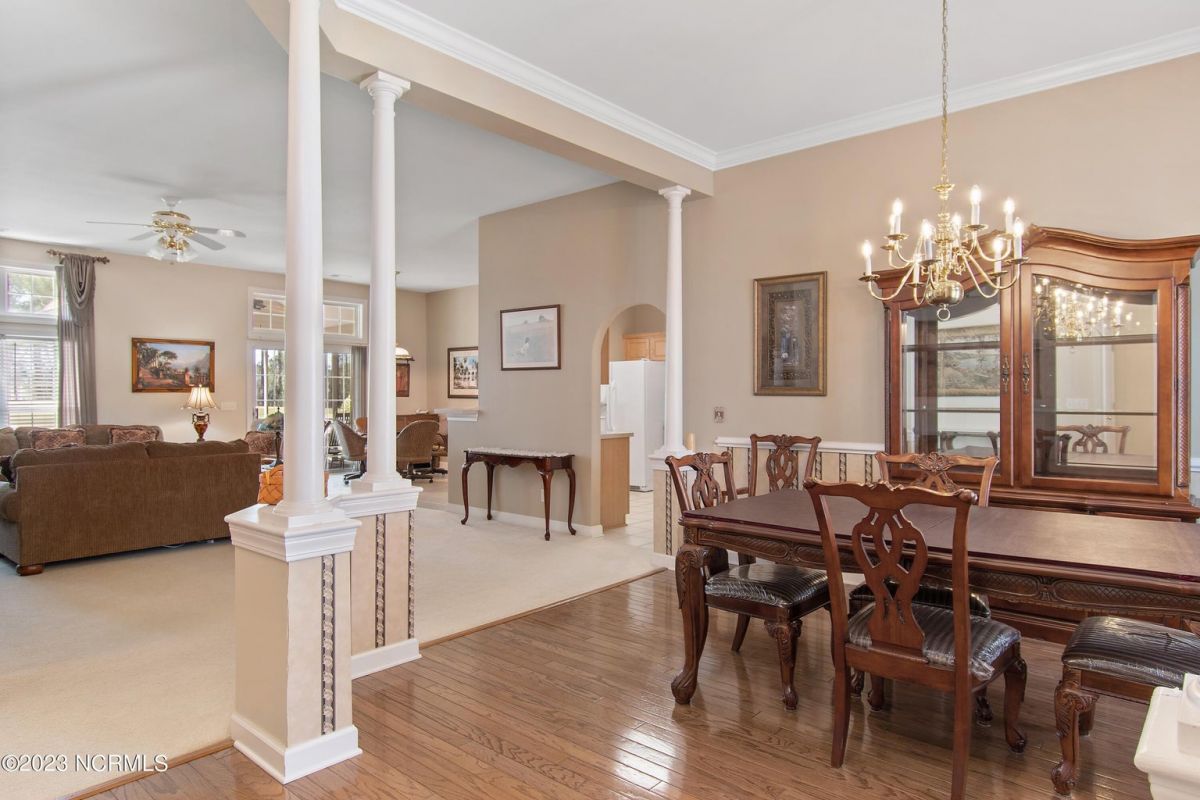 919 Sandpiper Bay Drive