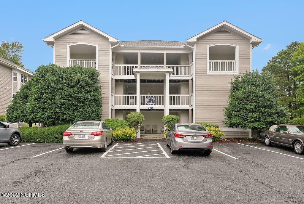 3030 Marsh Winds Circle