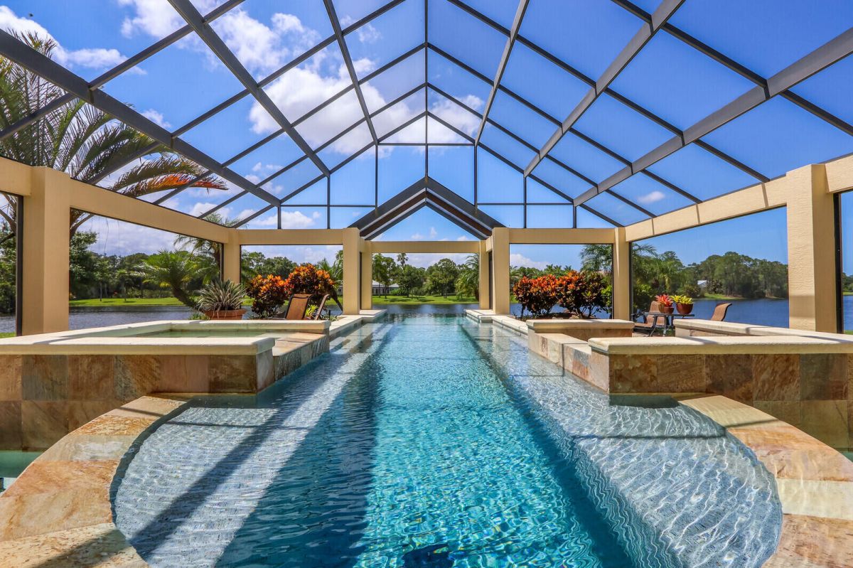 7940 Plantation Lakes Drive