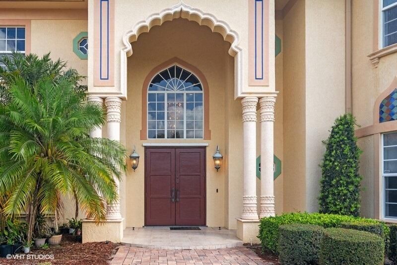 7956 Plantation Lakes Drive