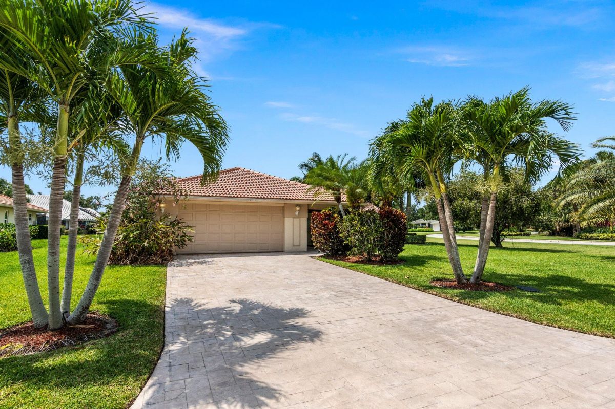 1226 Paradise Cove