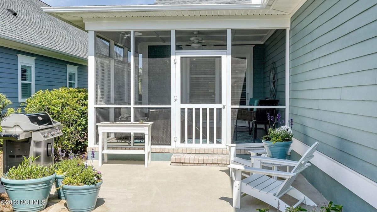 2032 Willowhaven Lane