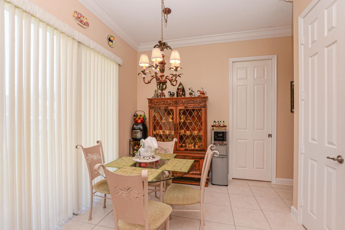 3102 Crescent Lake Drive