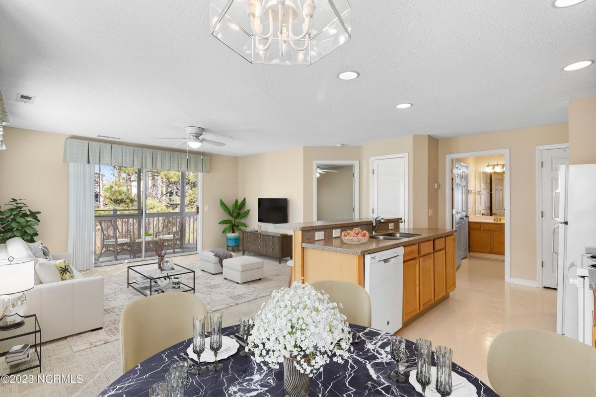 3030 Marsh Winds Circle