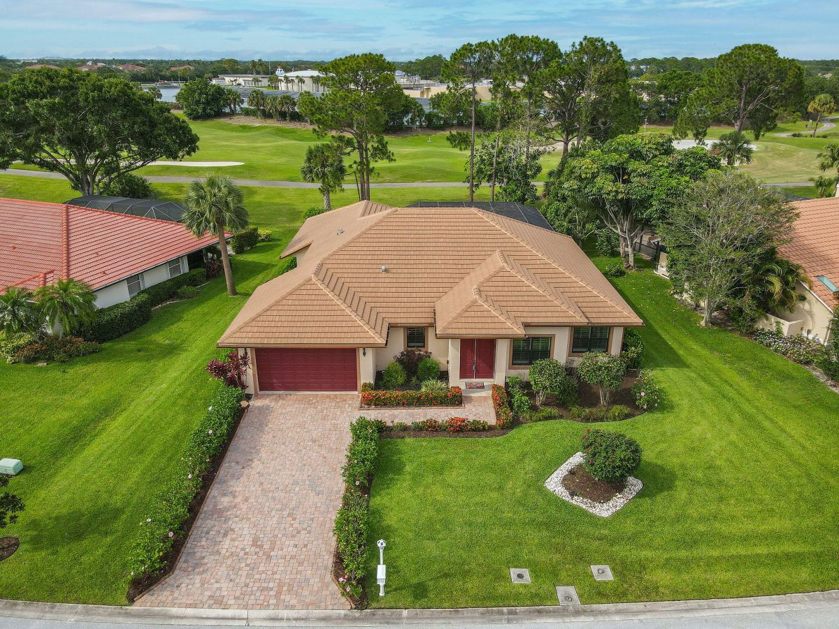 1335 Bent Pine Cove