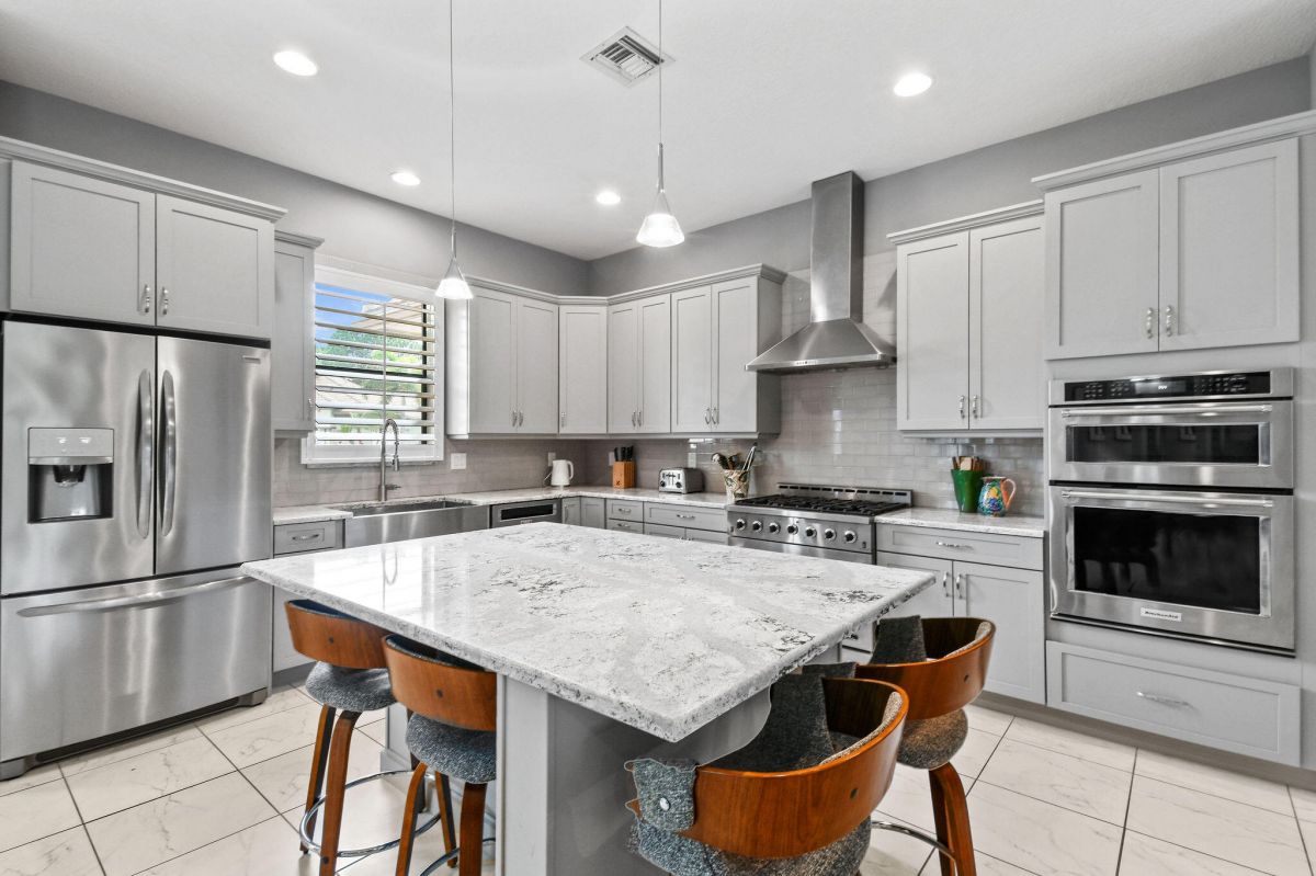 1335 Bent Pine Cove