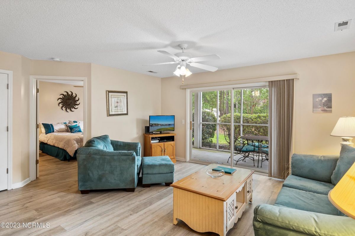 3350 Club Villas Drive