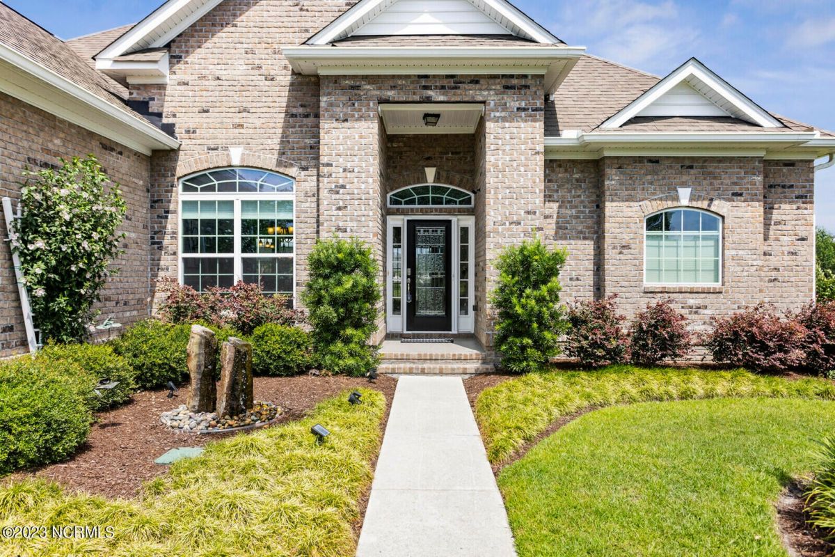 1207 Dalton Way