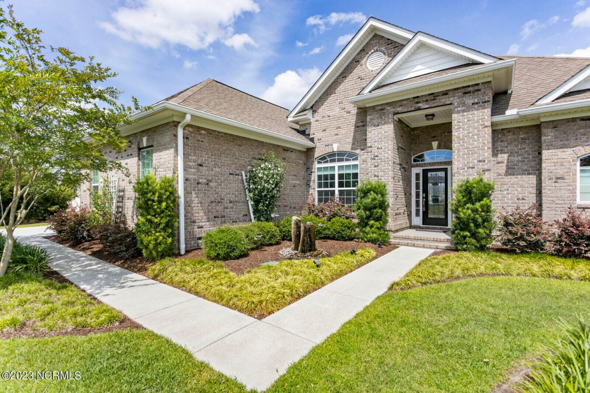 1207 Dalton Way
