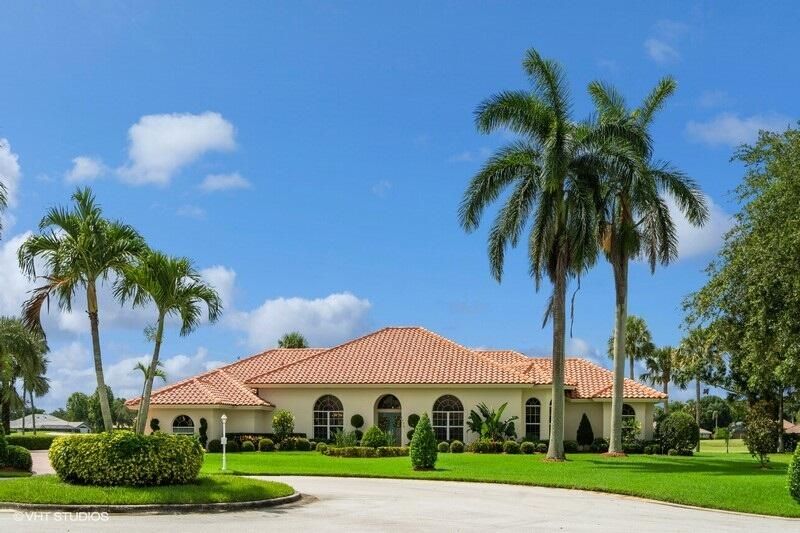 1438 Osprey Cove