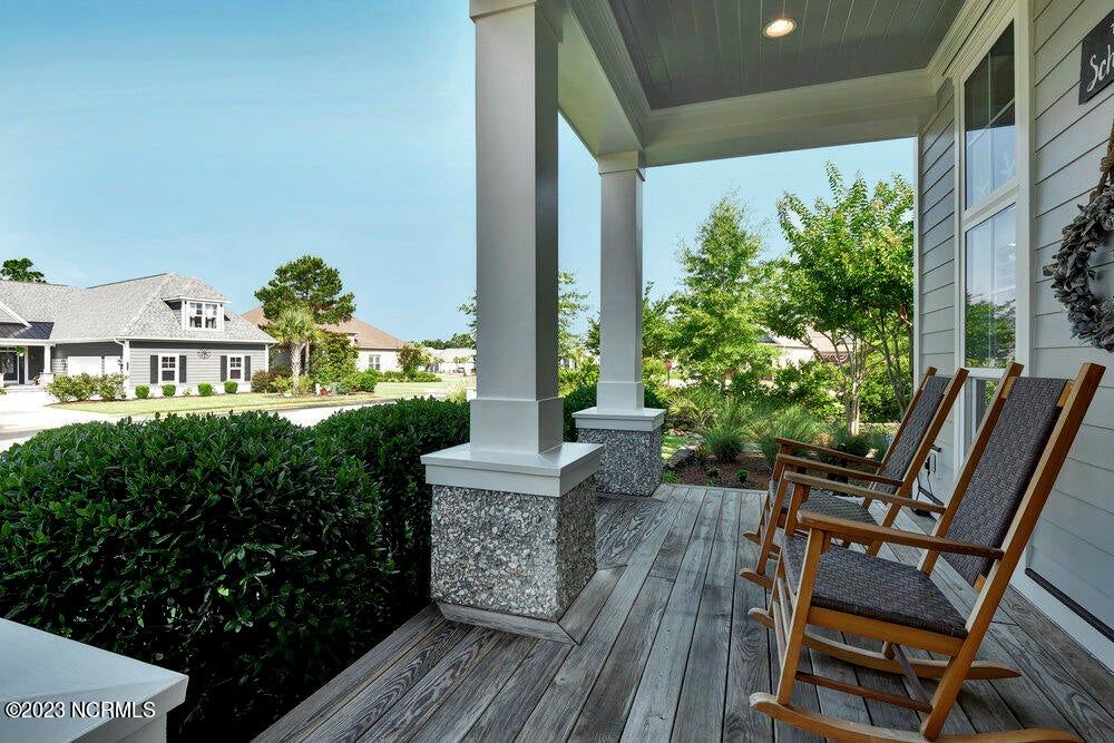 8658 Hammocks Cove Trail