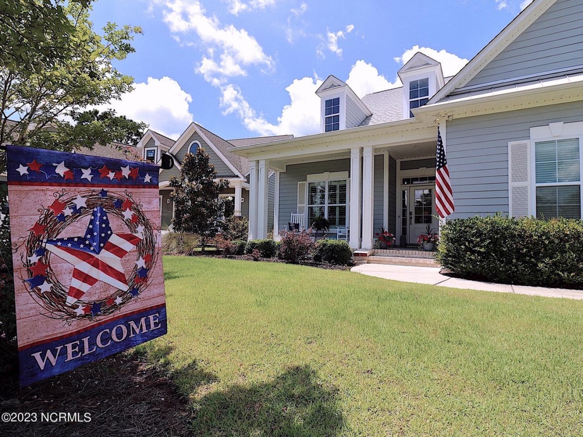 3841 White Birch Way