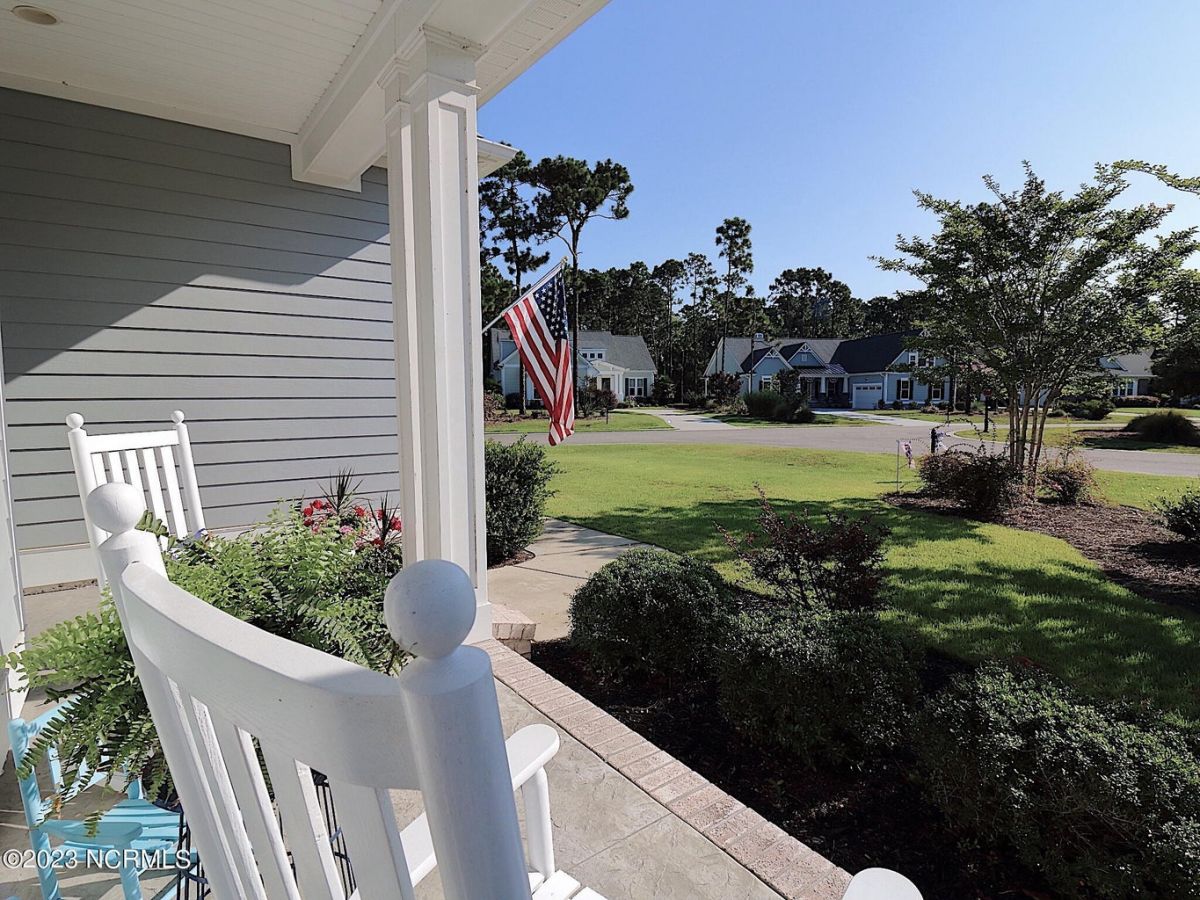 3841 White Birch Way