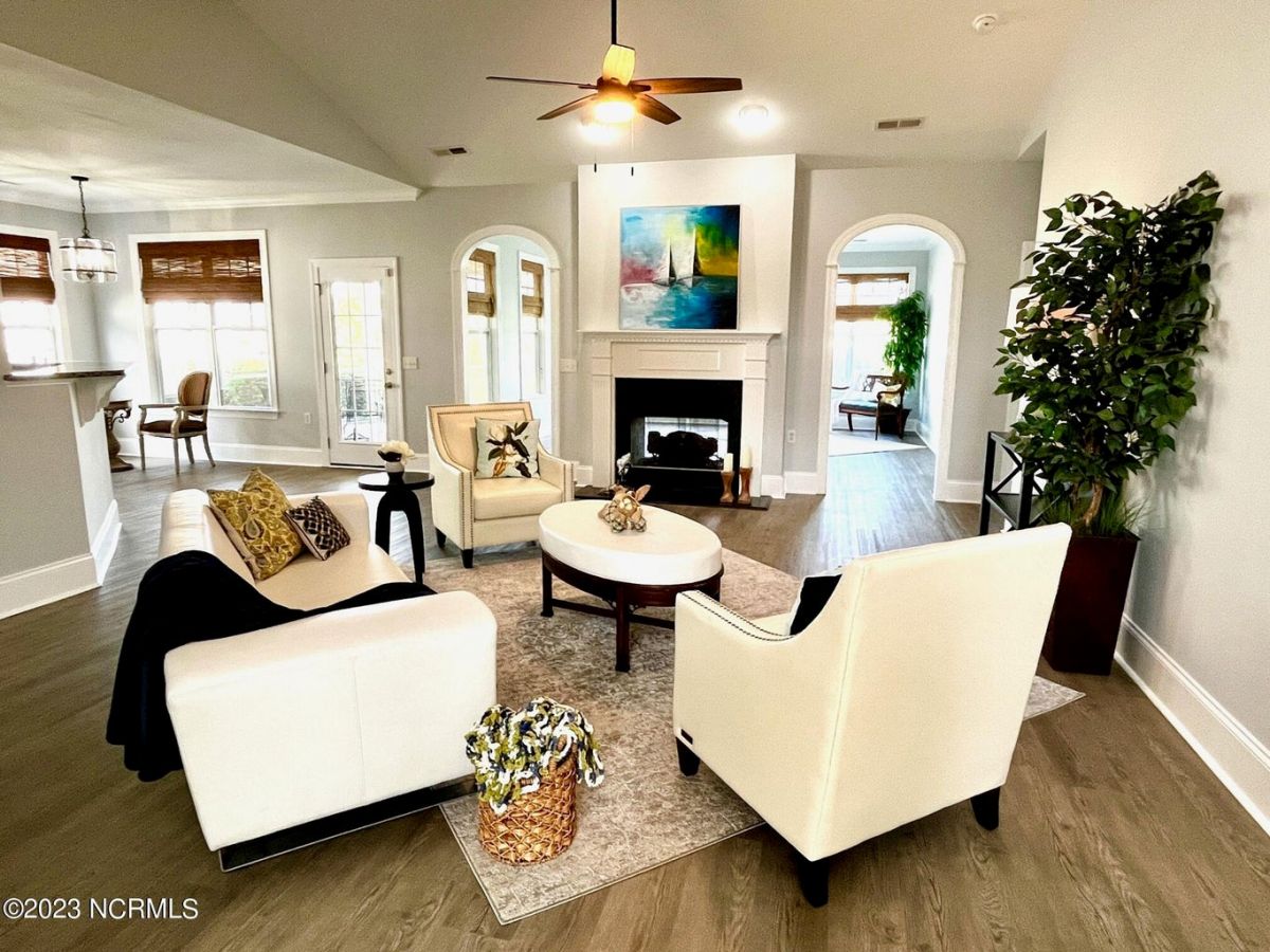 7176 Bonaventure Street